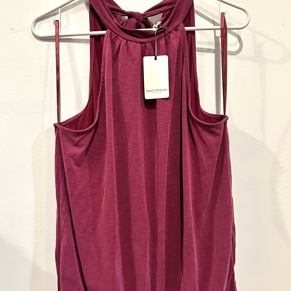 Elegant Sleeveless Top in Rich Pink